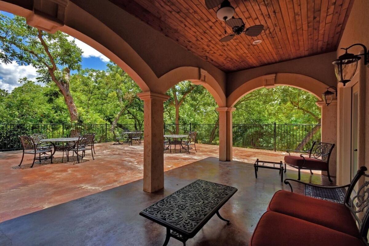 Messina Inn Wimberley Zimmer foto